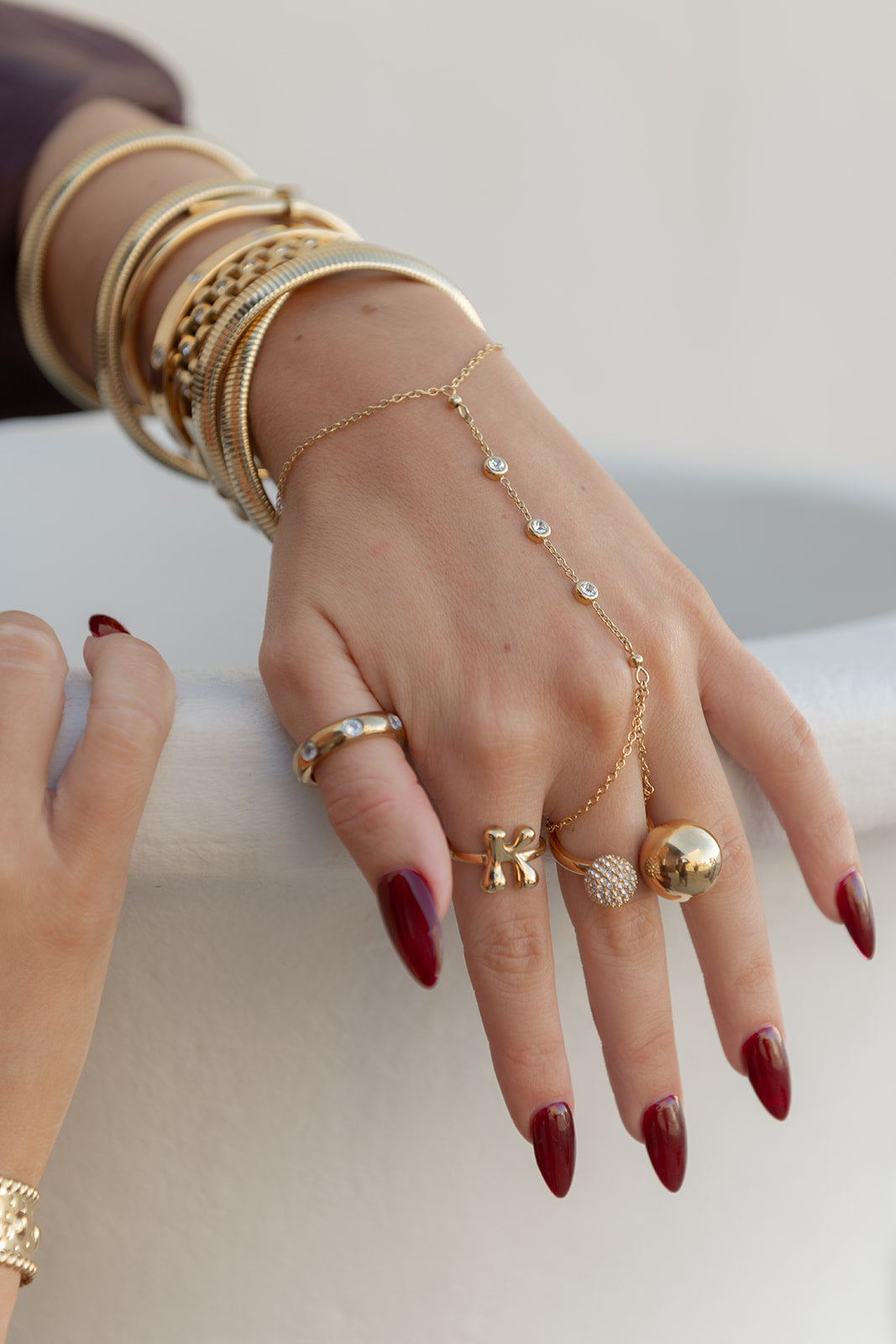 Clear gemstone hand chain